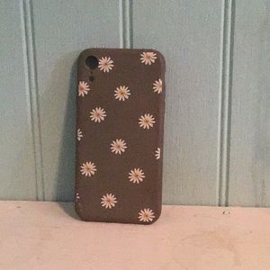 iPhone XR daisy phone case